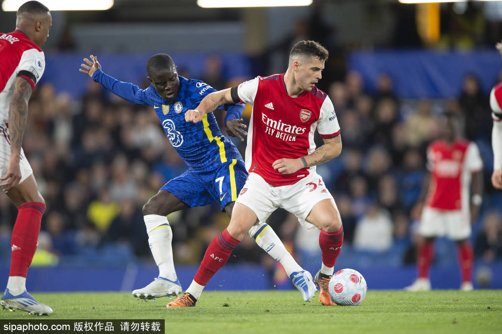 金年会官网-里程碑夜阿森纳手感冰凉，法甲集结日刷纪录，压力陡增，身体对抗强度拉满