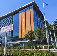 北京首钢训练开放日，转会期造点机会引欢呼，CBA常规赛在即，更衣室氛围转暖