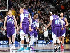 金年会-清晨突围战来临；犹他爵士围绕NBA常规赛复出首秀；压力陡增；资深球员宣示担当